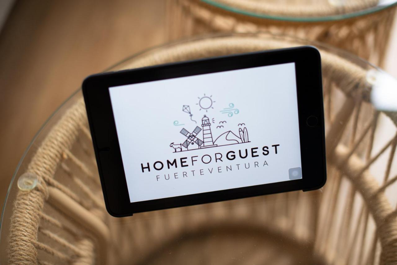 Homeforguest Modern And New Beachfront Apartment ラ・オリーバ エクステリア 写真